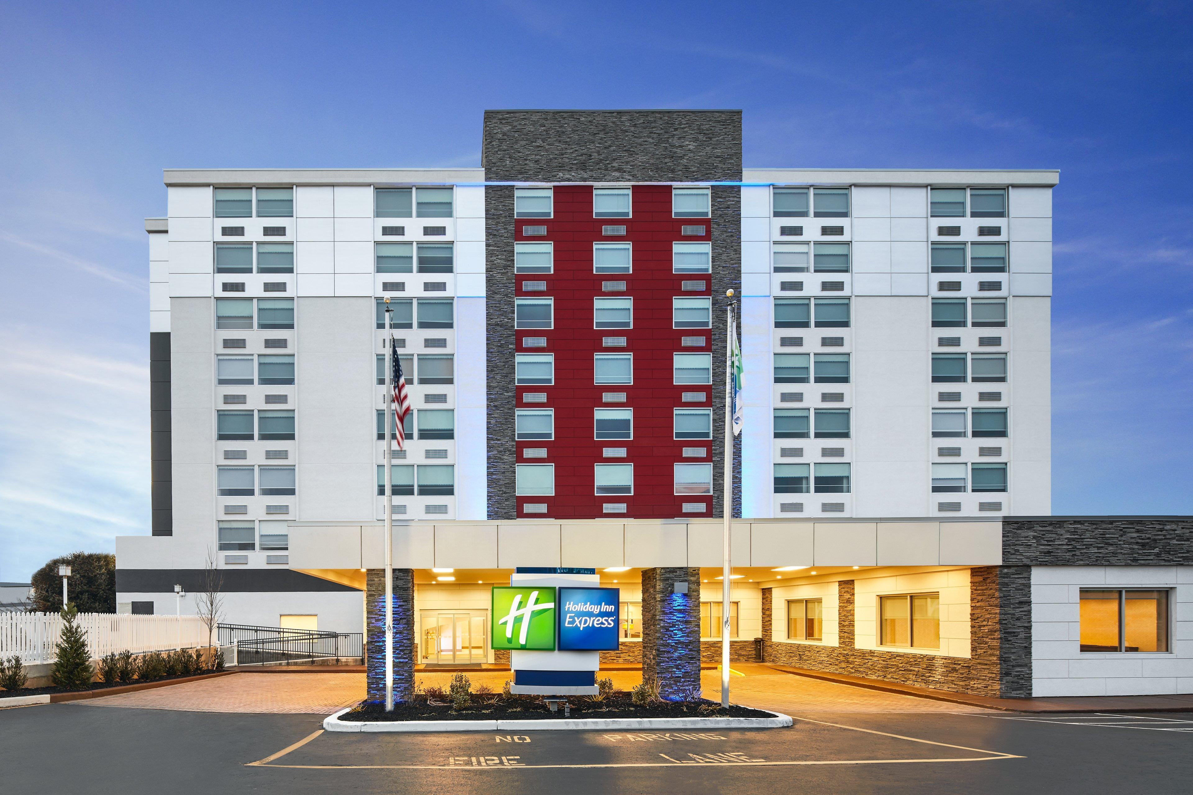 Holiday Inn Express Richmond - Midtown By Ihg Exterior foto